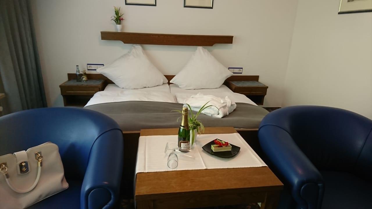Cafe Blaich - Hotel Garni Höfen an der Enz Dış mekan fotoğraf